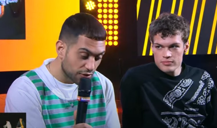 Blanco e Mahmood durante un'intervista