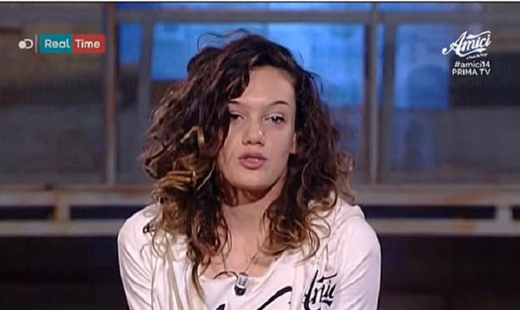 Klaudia Pepa di Amici14