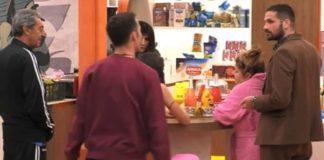 Edoardo Donnamaria contro Luca Salatino Specialmag 11_10_22 (Mediaset)
